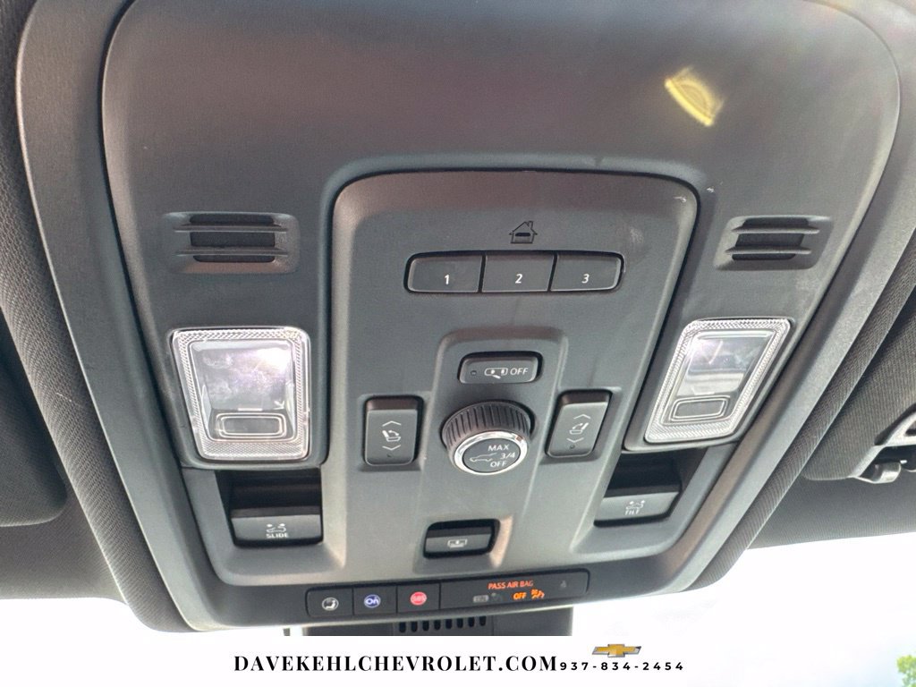 Used 2024 Chevrolet Tahoe LT w/ LT Signature Package AWD/4WD image 21