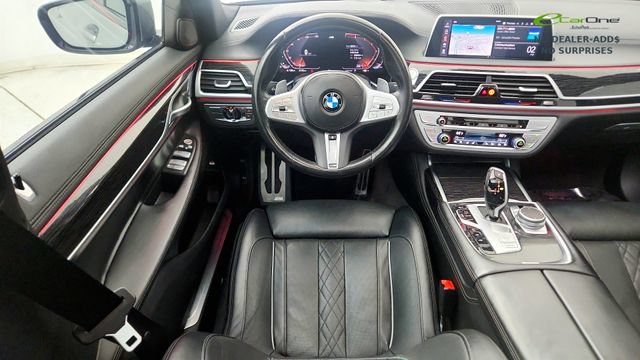 Used 2022 BMW 750i xDrive w/ M Sport Package AWD/4WD image 48