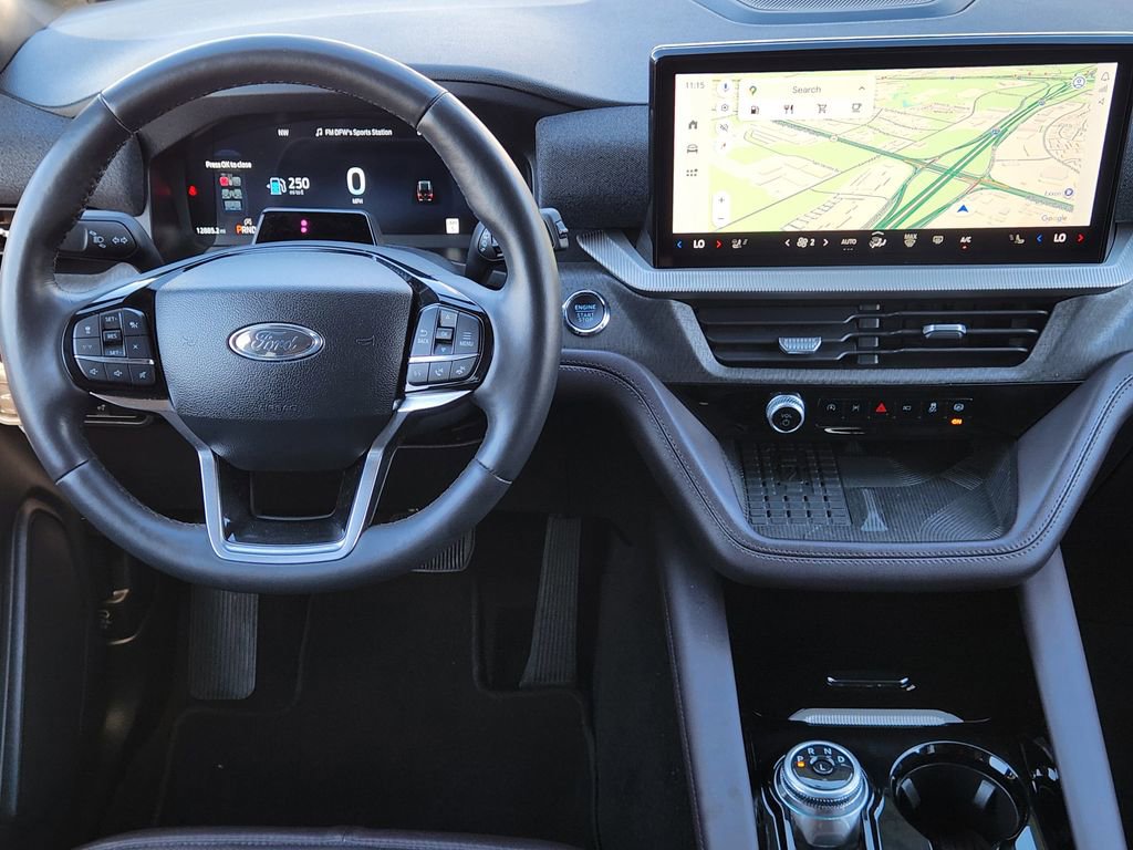 Used 2025 Ford Explorer Platinum w/ LUX Leather Package image 29