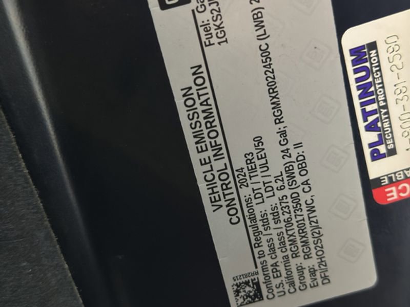 Used 2024 GMC Yukon XL Denali image 42