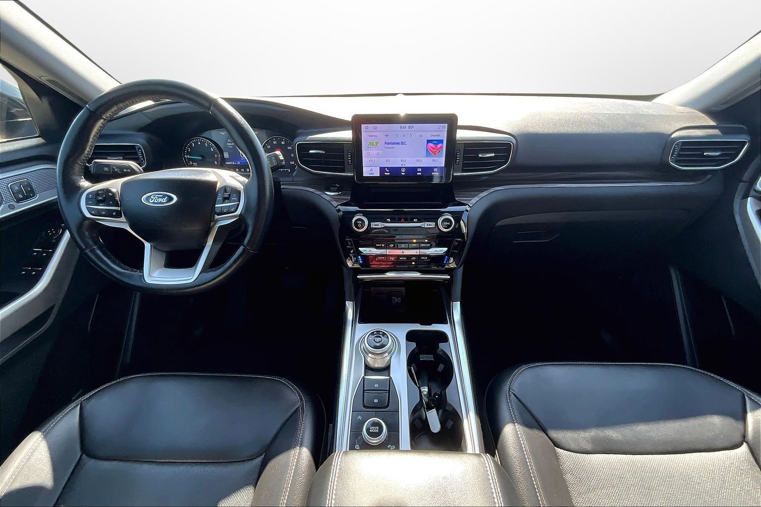 Used 2022 Ford Explorer Limited image 14