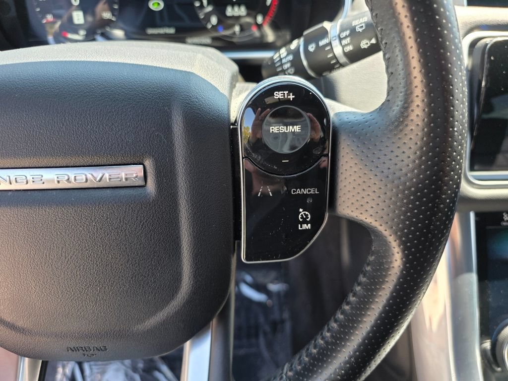 Used 2022 Land Rover Range Rover Sport SE AWD/4WD image 29