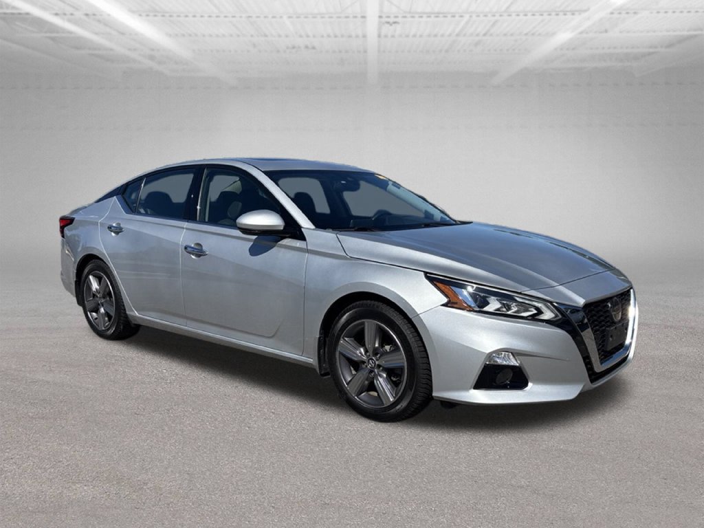 Used 2022 Nissan Altima 2.5 SL FWD image 2