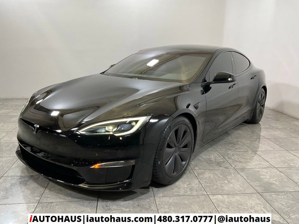 Used 2024 Tesla Model S Plaid image 2