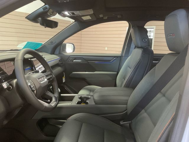 New 2026 GMC Acadia AT4 w/ Luxury Package image 10