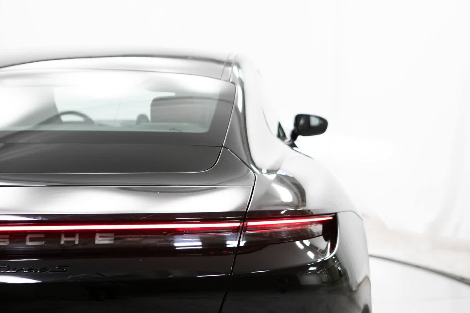 Used 2021 Porsche Taycan Turbo S AWD/4WD image 21