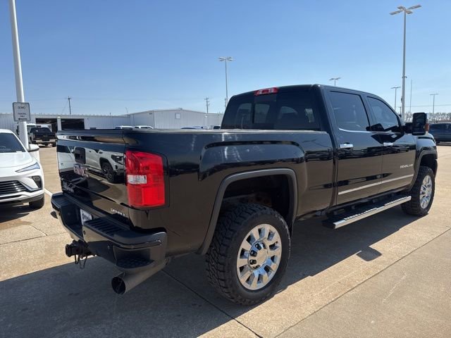 Used 2018 GMC Sierra 2500 Denali w/ Duramax Plus Package image 3