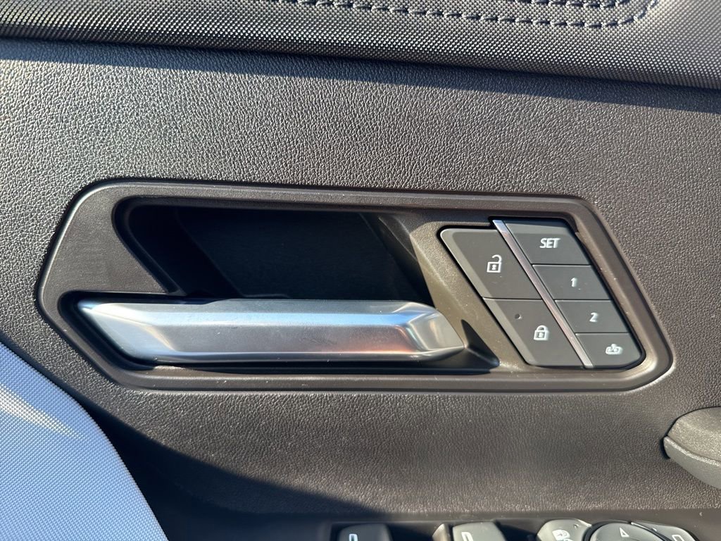 Used 2024 GMC Hummer EV 2X image 12