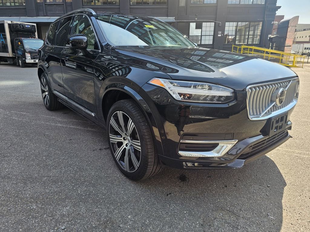 Certified 2024 Volvo XC90 B6 Plus w/ Protection Package Premier AWD/4WD image 5