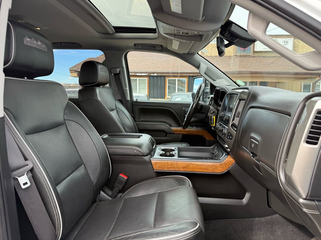 Used 2019 Chevrolet Silverado 3500 High Country w/ Duramax Plus Package image 25