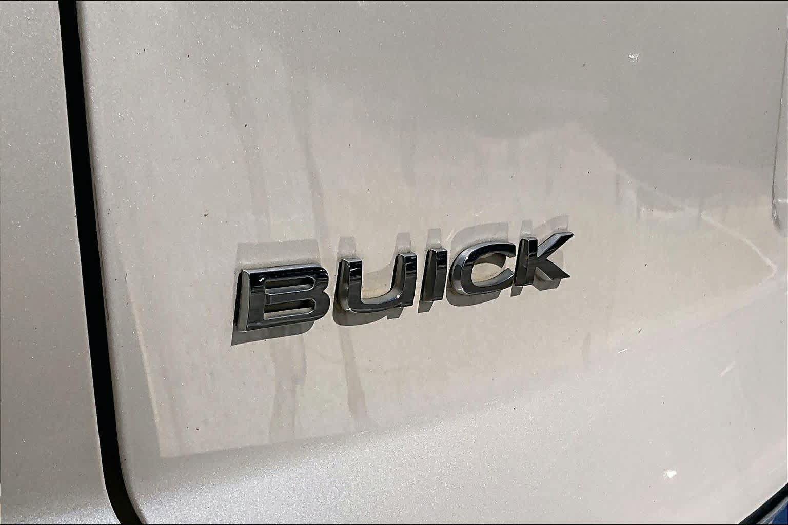 Used 2013 Buick Enclave Premium FWD image 29
