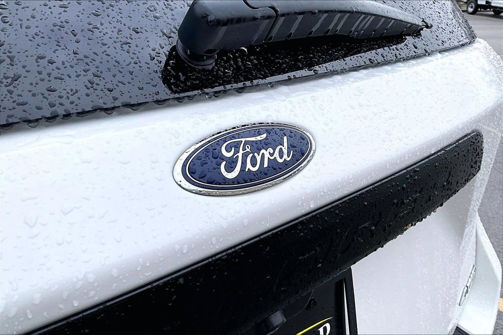 Used 2022 Ford Explorer ST-Line w/ Class IV Trailer Tow Package image 32