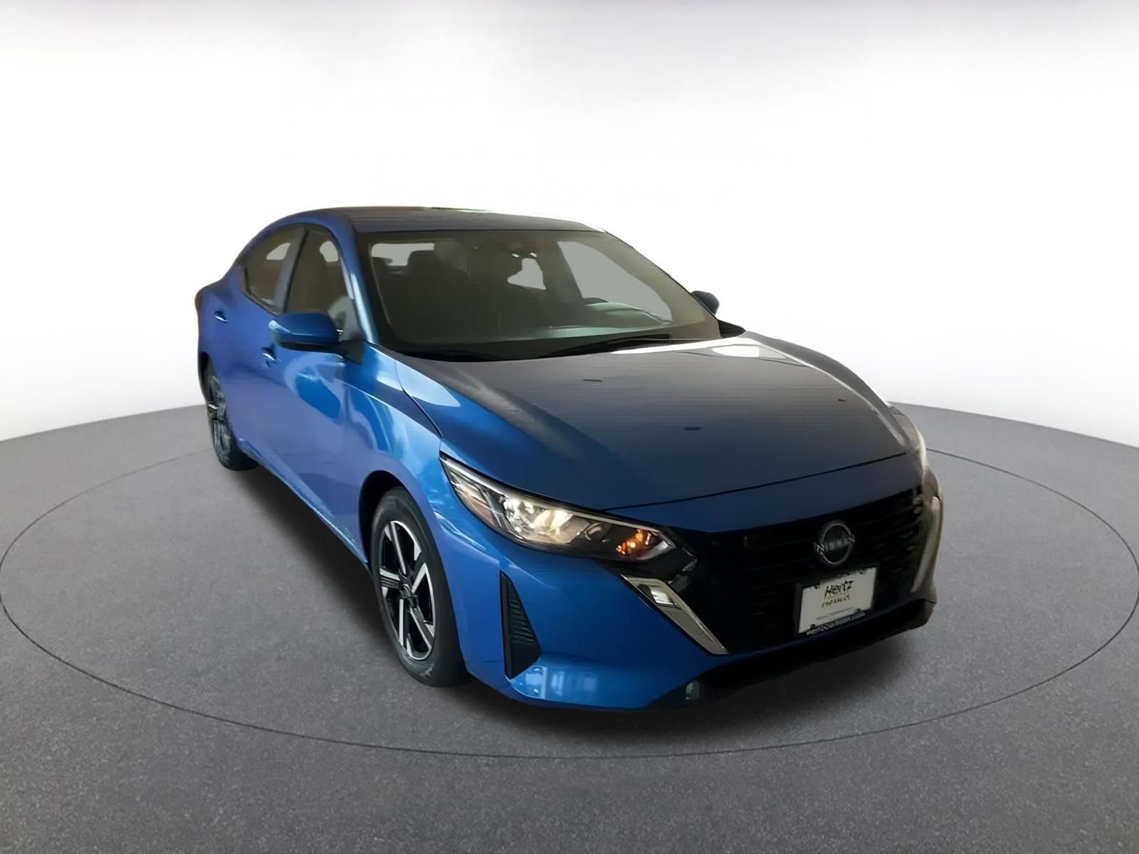 Used 2024 Nissan Sentra SV image 3