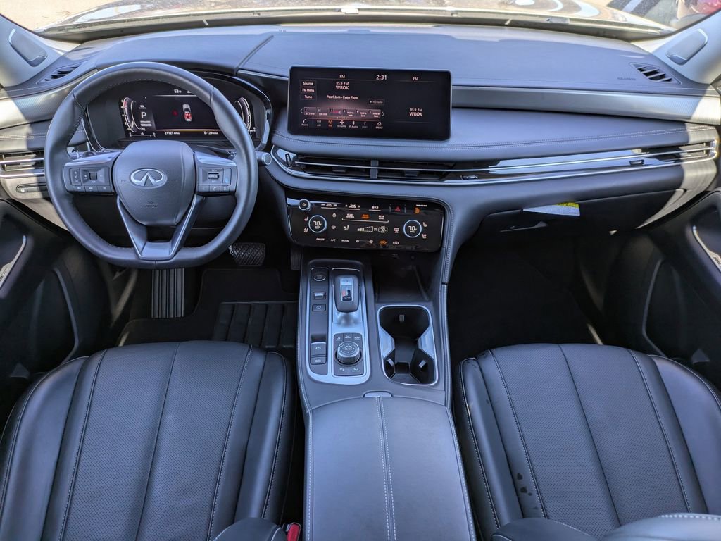 Certified 2025 INFINITI QX60 Luxe image 16