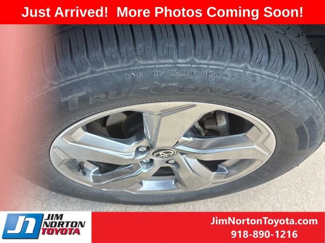 Used 2020 Toyota RAV4 Limited AWD/4WD image 13