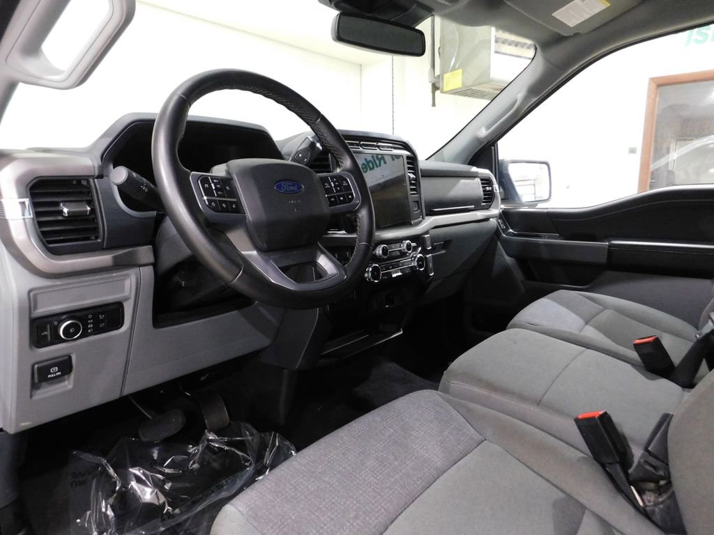 Used 2024 Ford F150 XLT AWD/4WD image 33