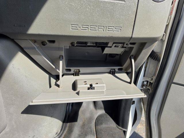 Used 2011 Ford E-350 and Econoline 350 XL w/ PWR Windows & Locks Group RWD image 17
