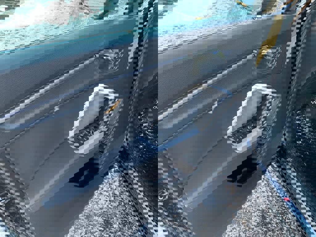 Used 2024 Audi Q3 2.0T Premium image 22