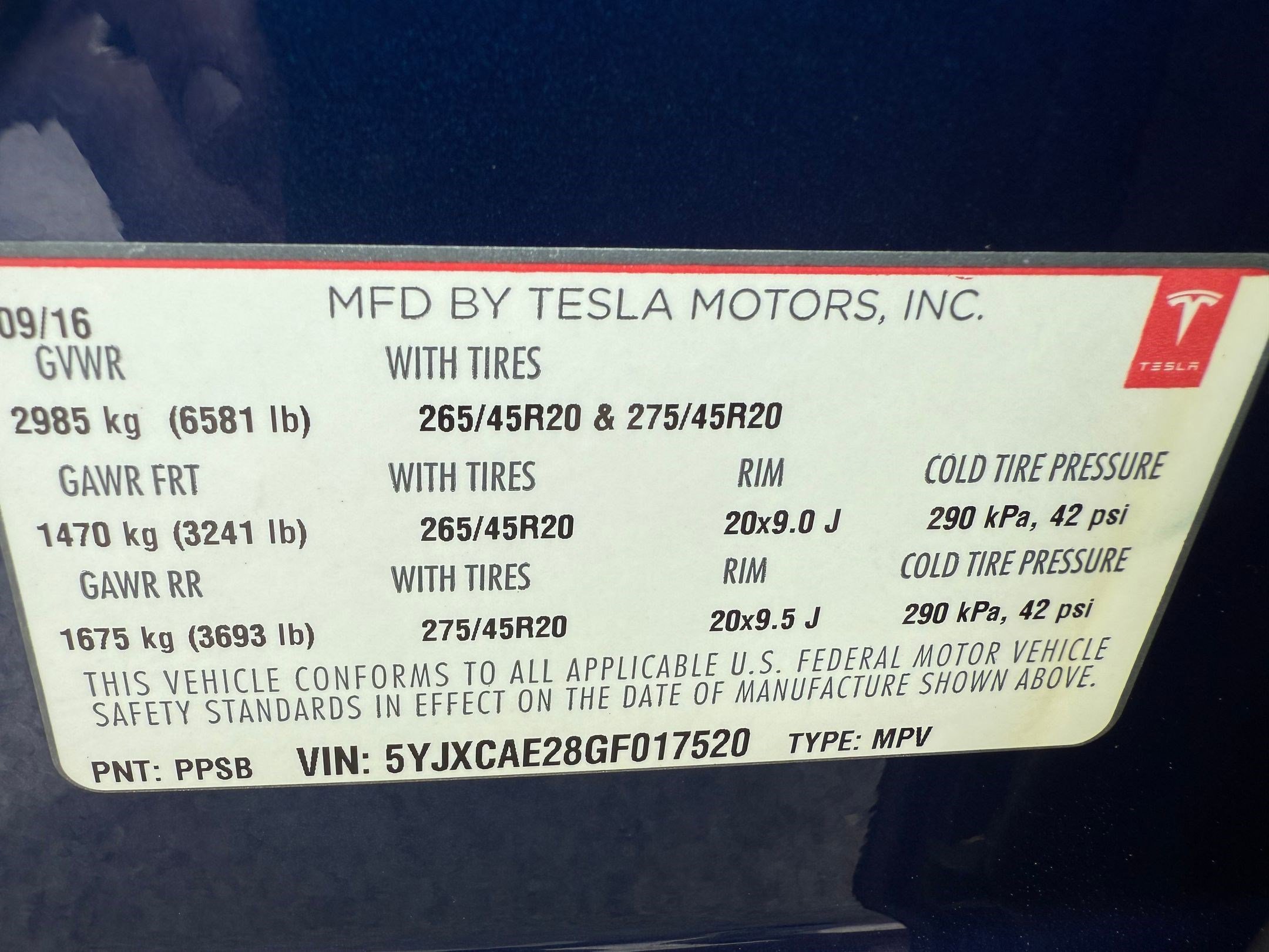 Used 2016 Tesla Model X 60D image 17