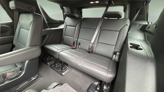 Used 2023 Chevrolet Tahoe LT w/ Luxury Package AWD/4WD image 34