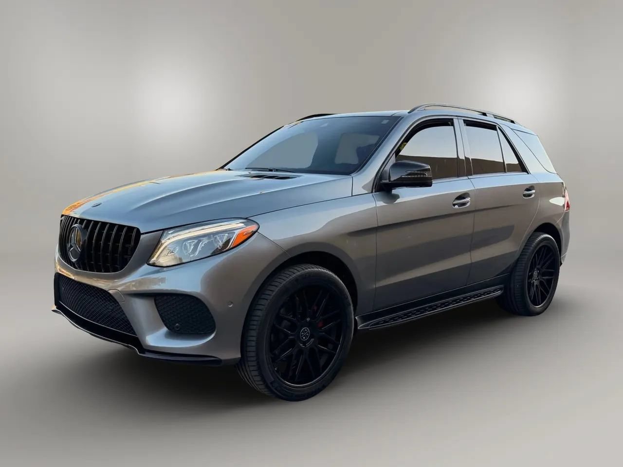 Used 2017 Mercedes-Benz GLE 400 4MATIC image 8