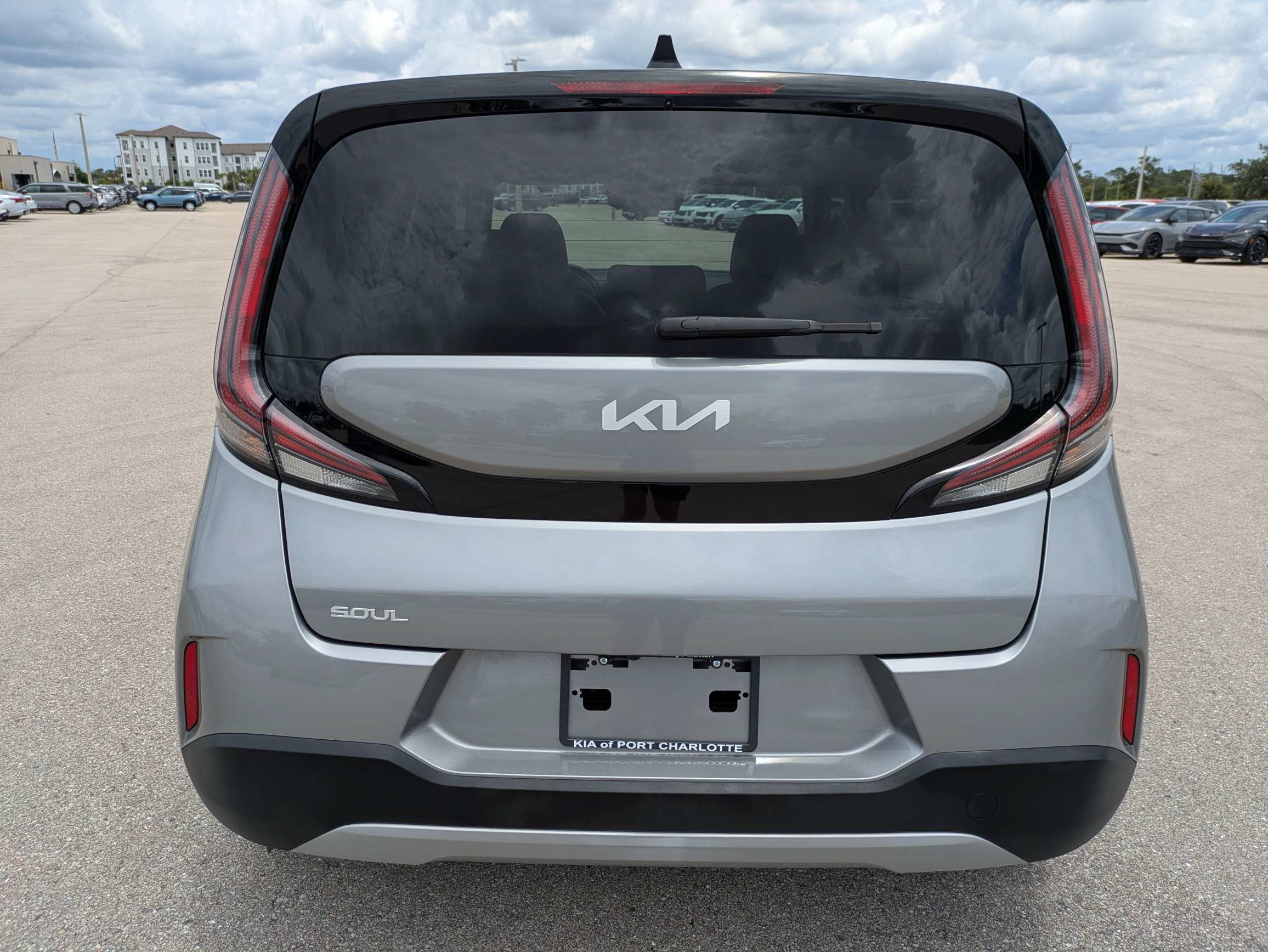 Certified 2023 Kia Soul LX w/ Option Group 015 FWD image 6
