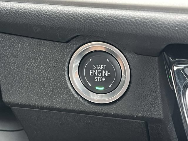 Certified 2024 Chevrolet Traverse LT FWD image 26