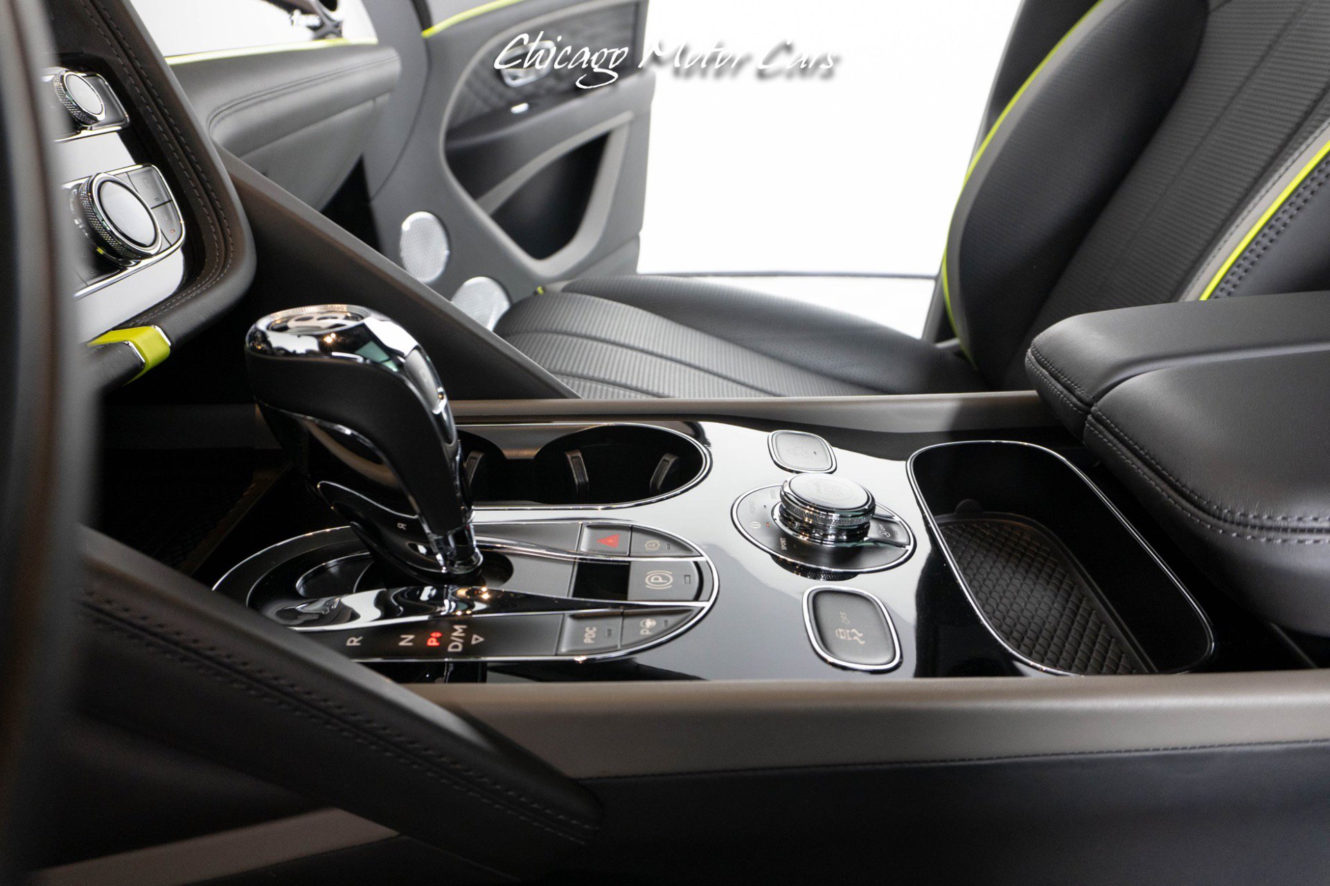 Used 2023 Bentley Bentayga Extended Wheelbase image 31