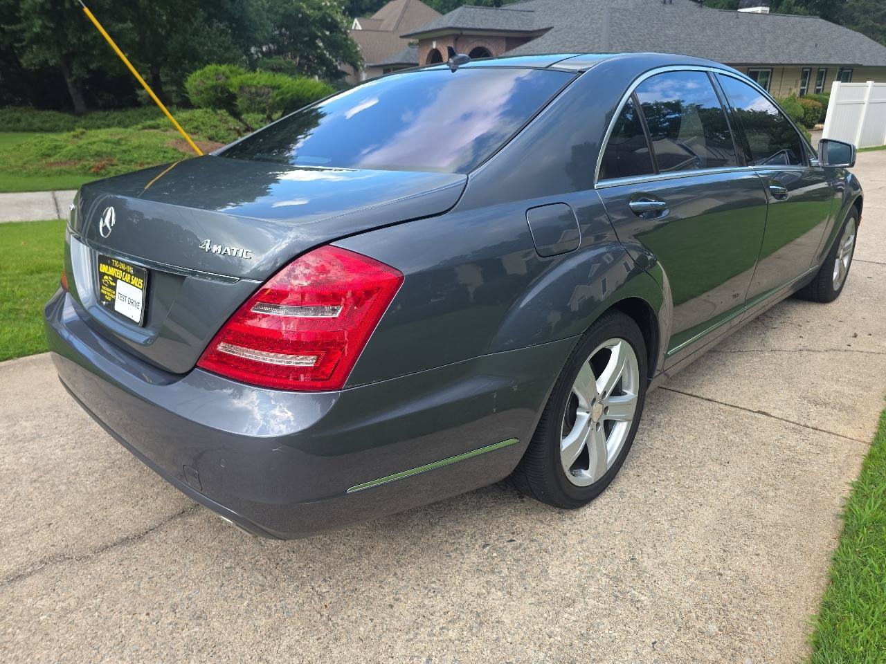 Used 2011 Mercedes-Benz S 550 4MATIC w/ Premium 2 Pkg image 5