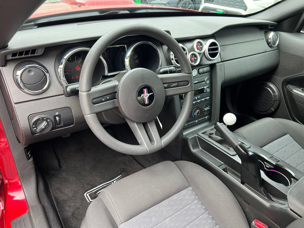 Used 2008 Ford Mustang GT RWD image 15