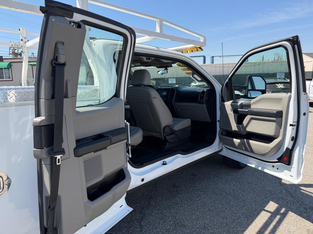 Used 2022 Ford F350 XL w/ Power Equipment Group image 42