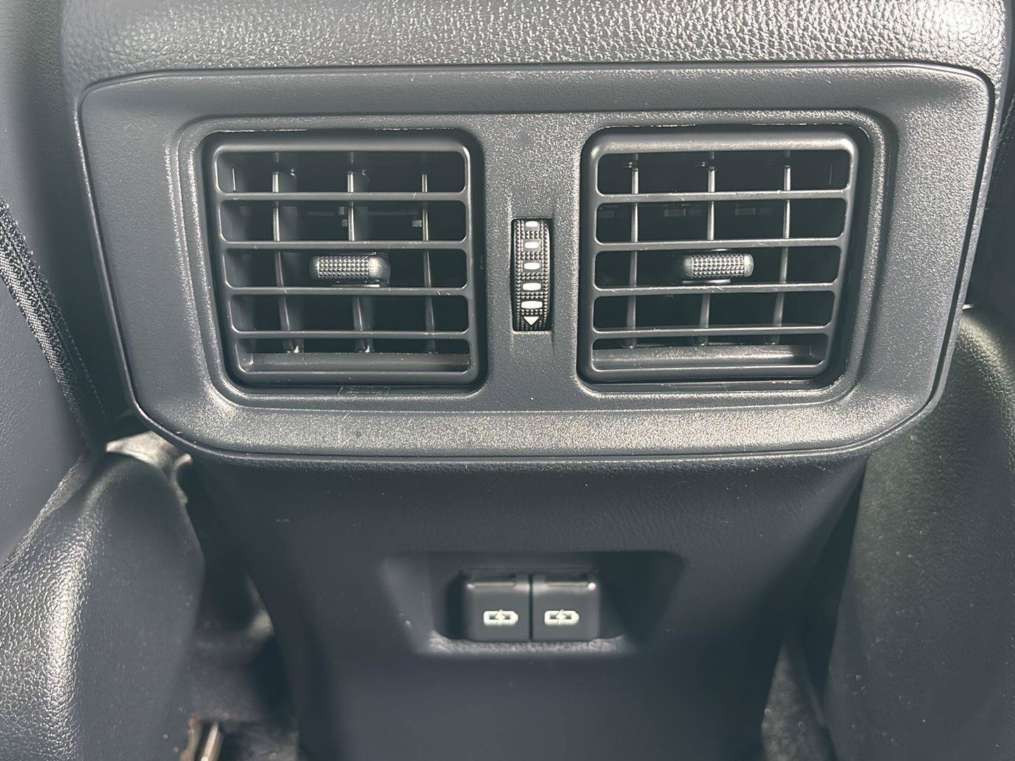 Used 2024 Toyota RAV4 Adventure AWD/4WD image 18