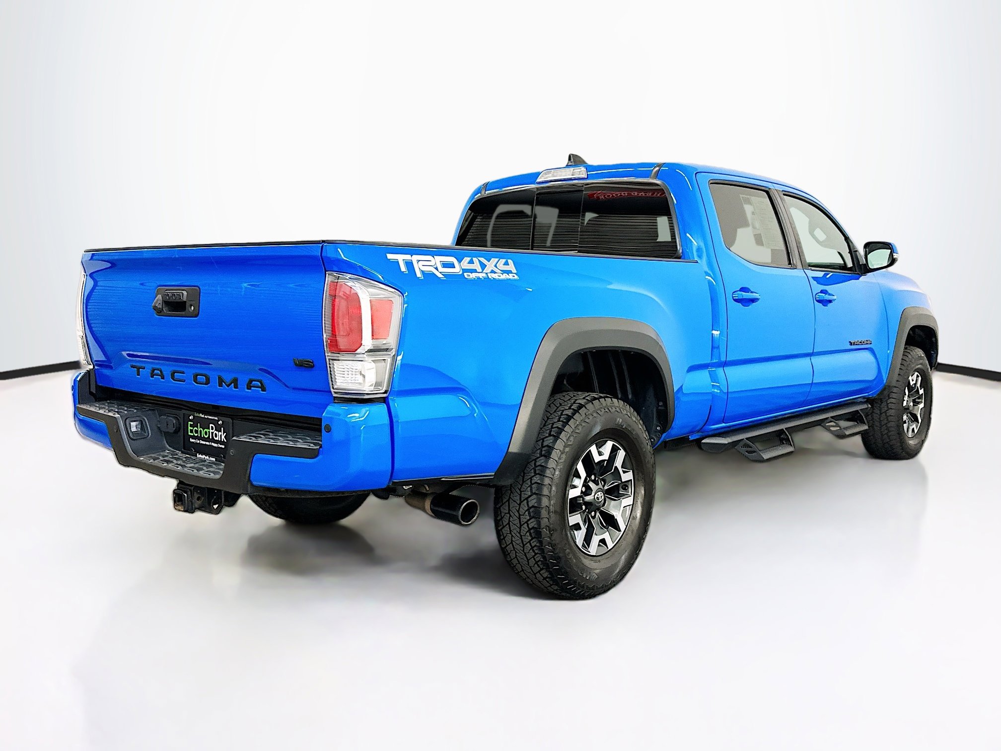 Used 2021 Toyota Tacoma TRD Off-Road w/ Technology Package AWD/4WD image 9