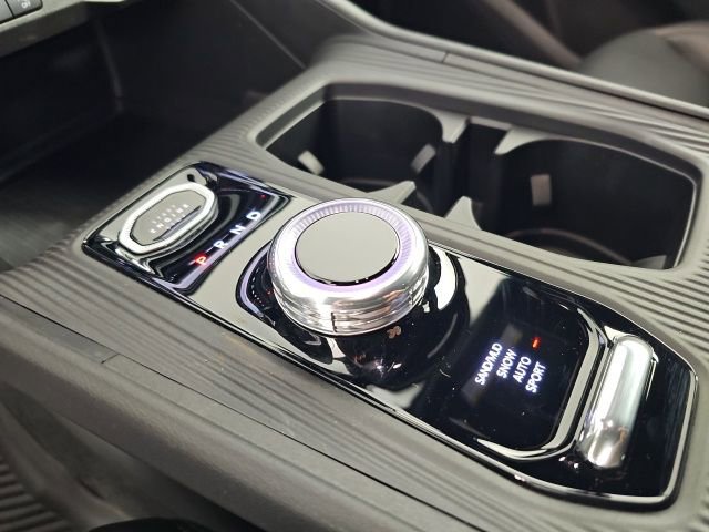 New 2026 Jeep Cherokee Limited image 25