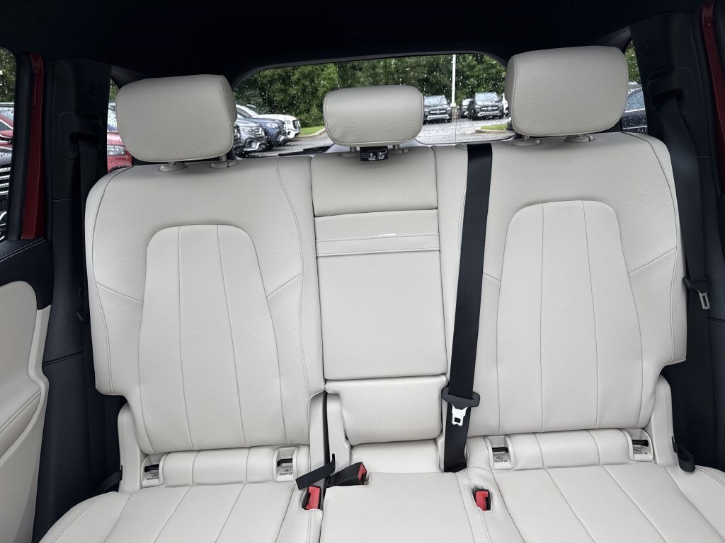 Certified 2025 Mercedes-Benz GLB 250 image 30