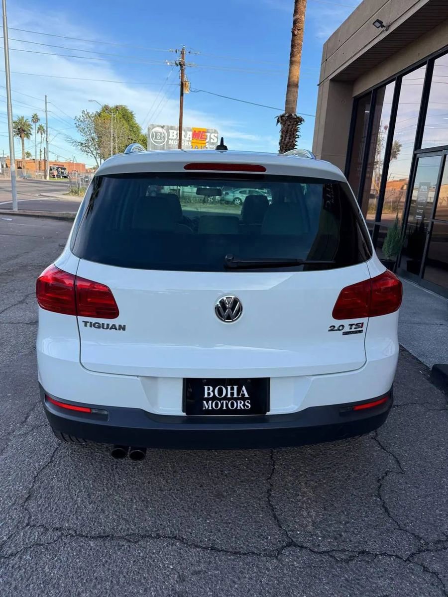 Used 2014 Volkswagen Tiguan SEL image 9
