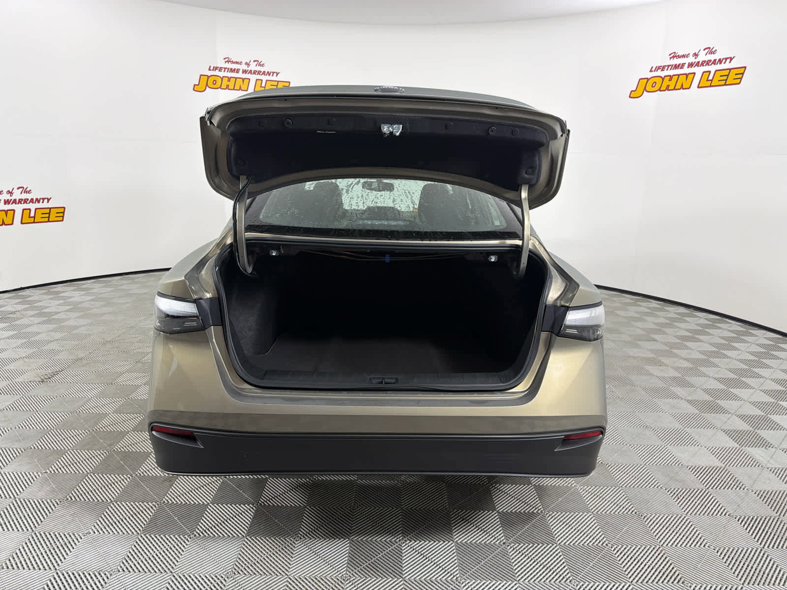 New 2026 Nissan Sentra SV w/ SV Convenience Package image 5