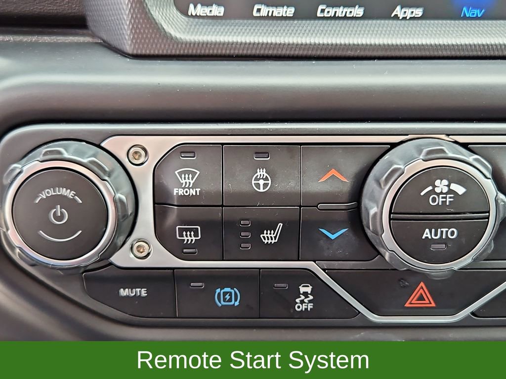 Used 2021 Jeep Wrangler Unlimited Sahara w/ Cold Weather Group image 19