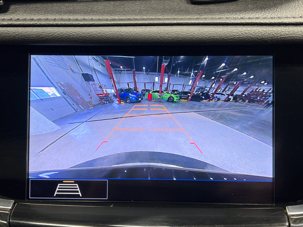 Used 2020 Cadillac XT6 Premium Luxury AWD/4WD image 11