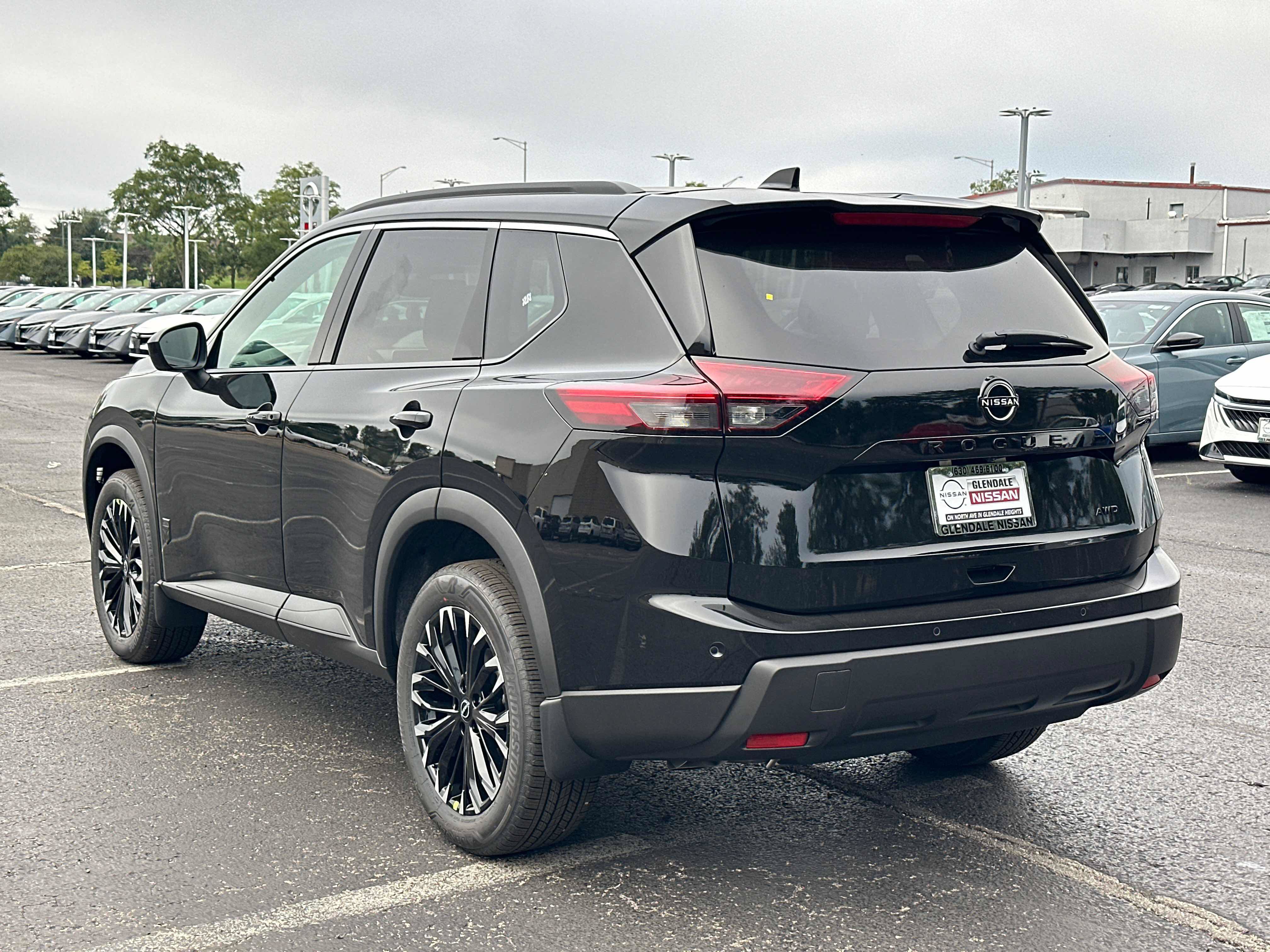 New 2026 Nissan Rogue Dark Armor AWD/4WD image 6