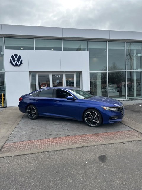 Used 2019 Honda Accord Sport image 3