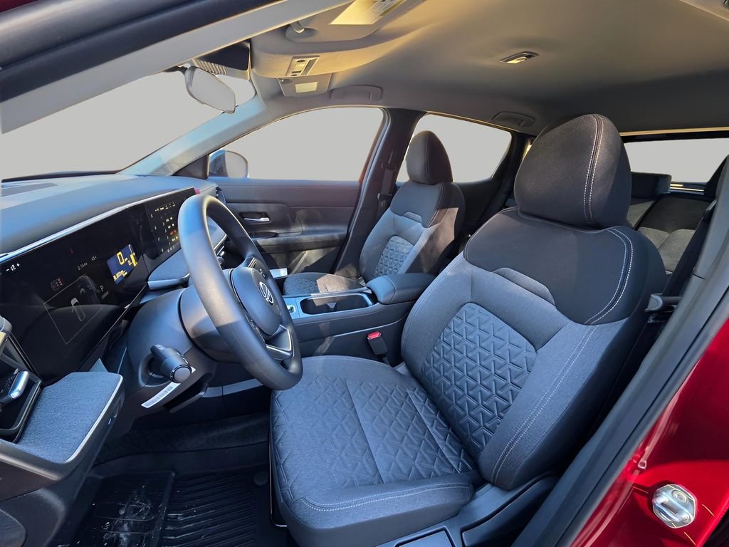 New 2026 Nissan Kicks SV w/ Cold Weather Package image 16