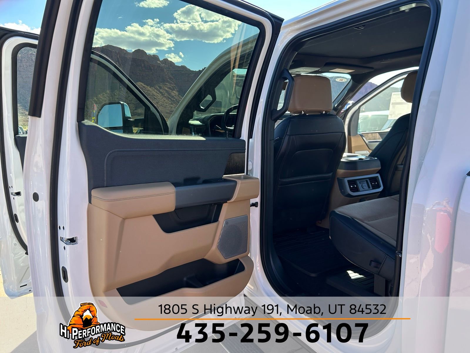 New 2025 Ford F250 Lariat w/ Lariat Ultimate Package image 39