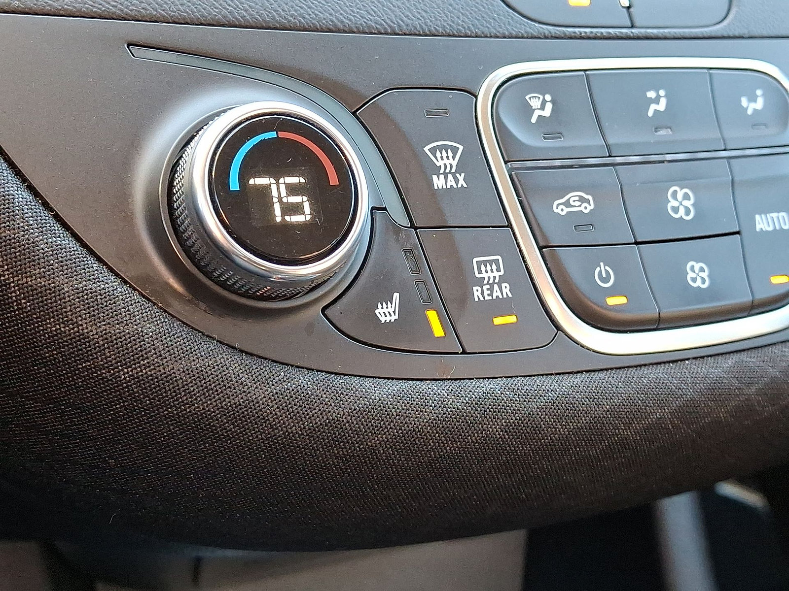 Used 2023 Chevrolet Malibu LT FWD image 19