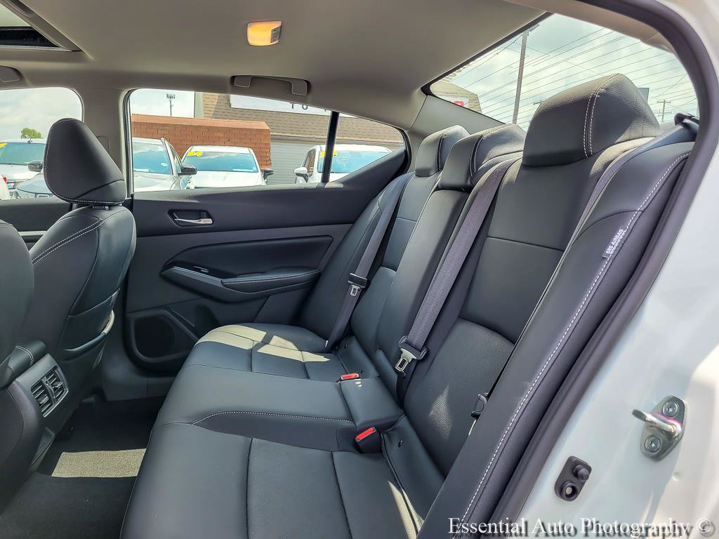 Used 2023 Nissan Altima 2.5 SL AWD/4WD image 12
