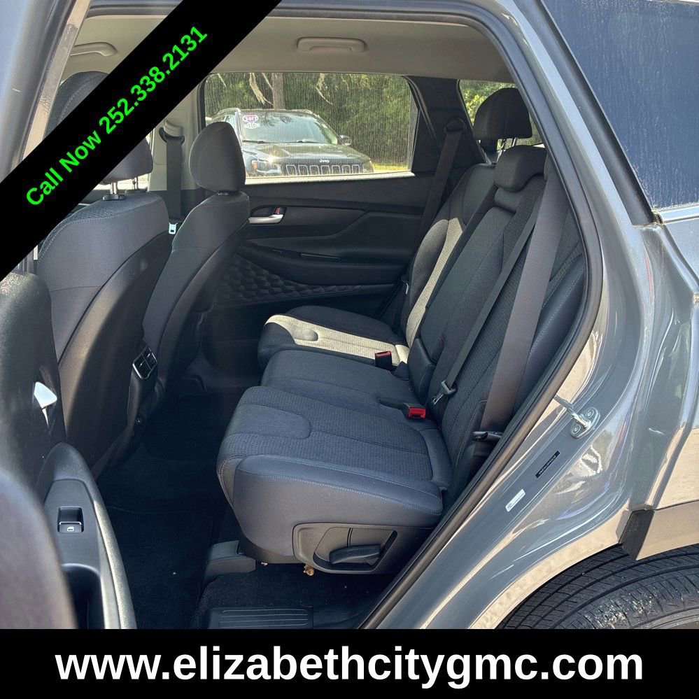 Used 2023 Hyundai Santa Fe SE image 7