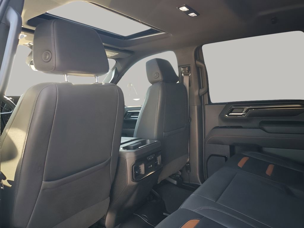 Used 2024 GMC Sierra 2500 AT4 w/ AT4 Premium Plus Package image 18