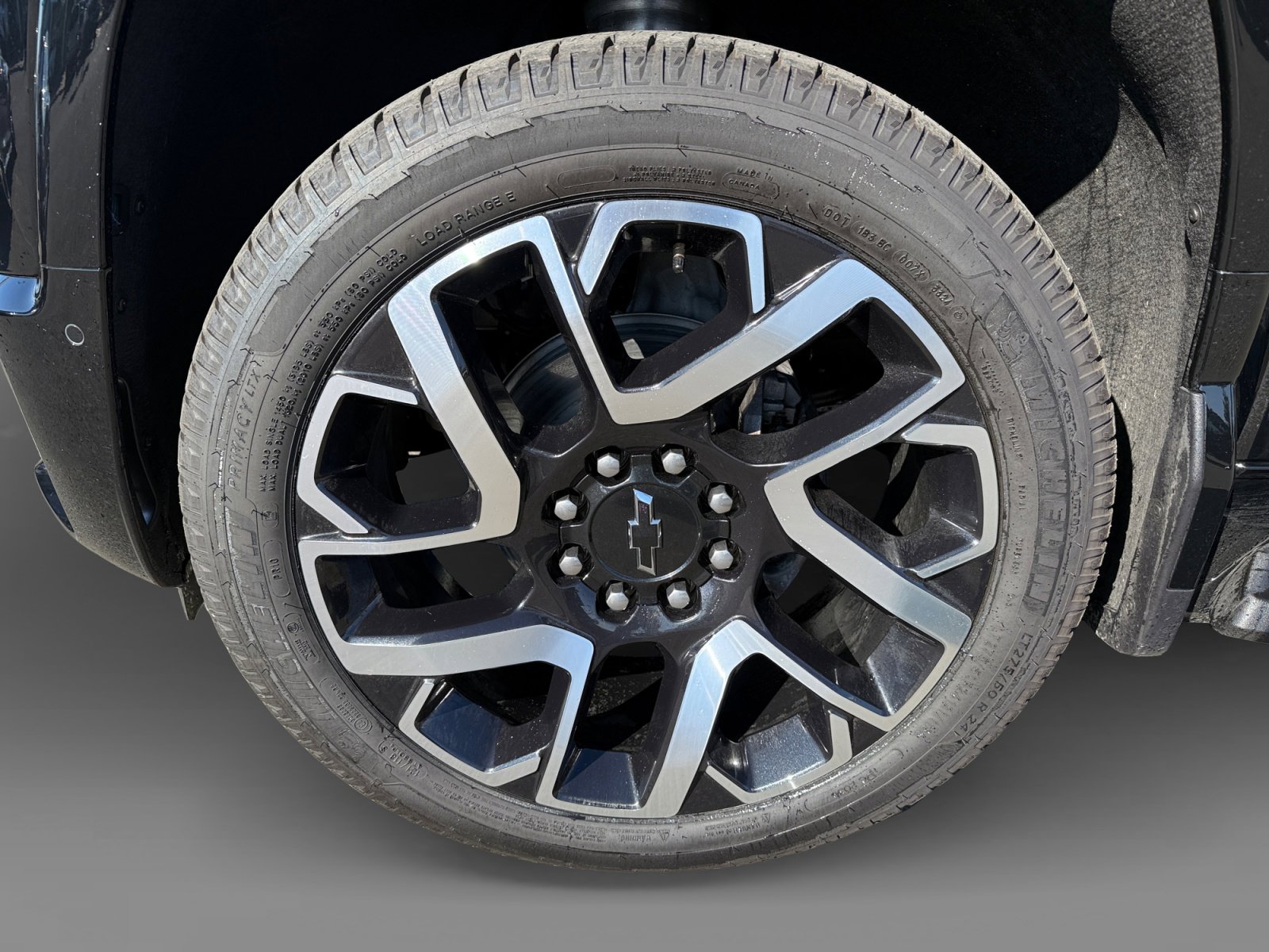 New 2024 Chevrolet Silverado EV RST image 9