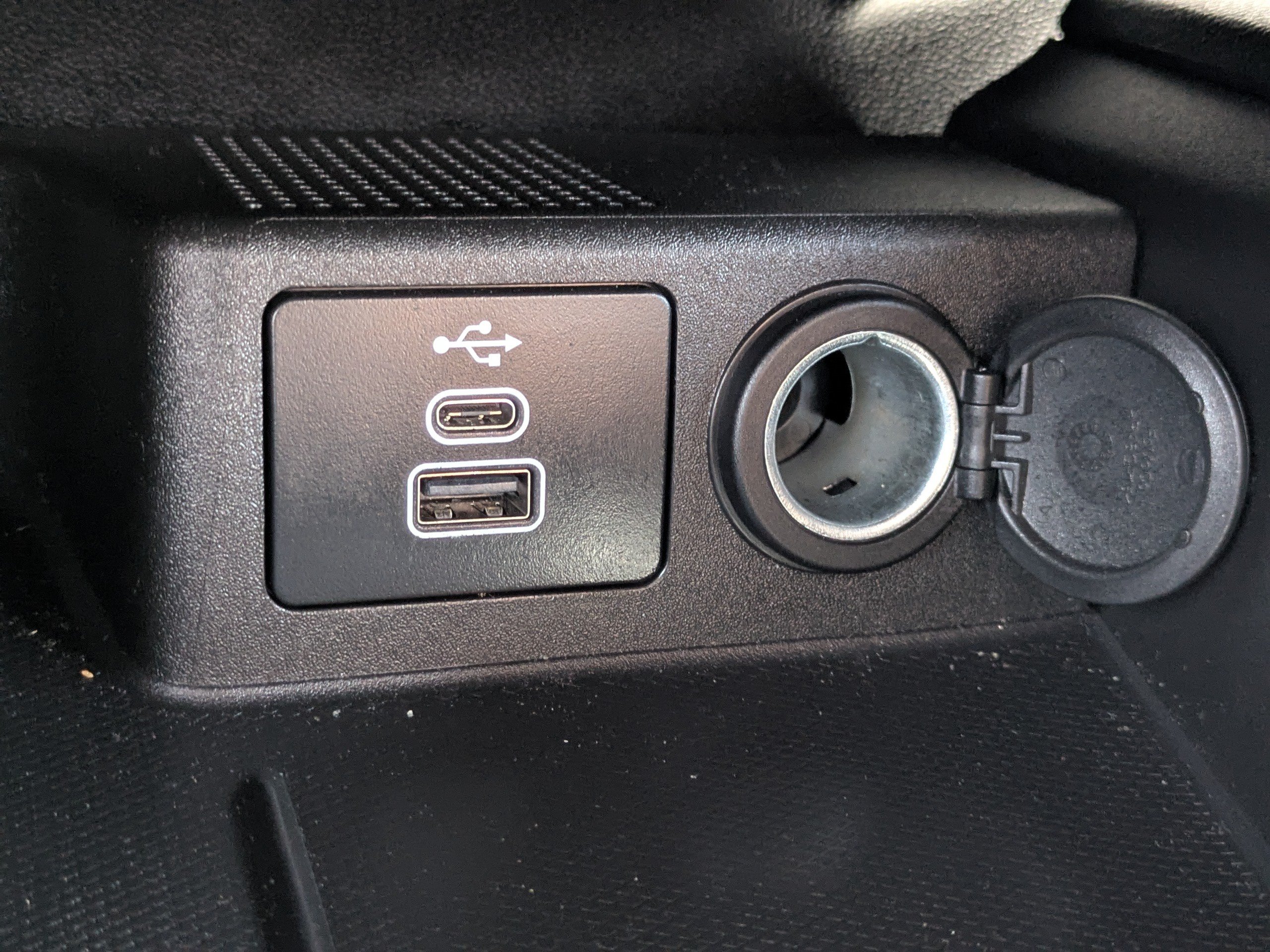 Used 2024 Ford Escape ST-Line w/ Tech Pack #1 FWD image 27