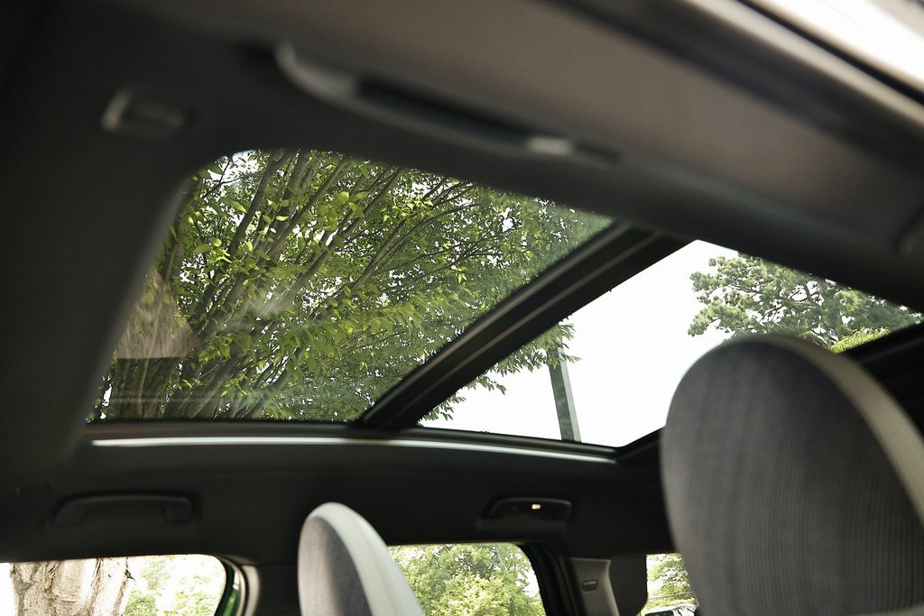 New 2025 MINI Cooper Countryman S w/ Comfort Package Max image 19